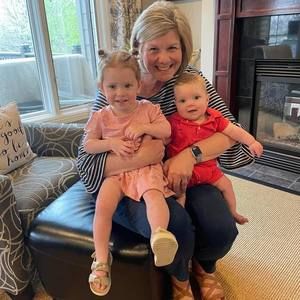 Meet your Posher, Deana kechely